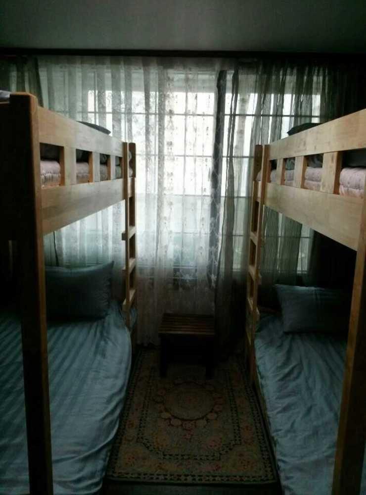 K Star Road Guesthouse - Hostel Séoul Extérieur photo